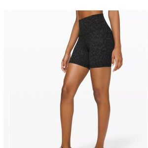LULULEMON Align HR Short 6" Size 4 Camo Coal